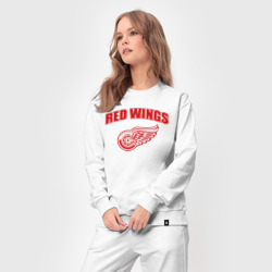 Костюм с принтом Detroit Red Wings 2 для женщины, вид на модели спереди №3. Цвет основы: белый