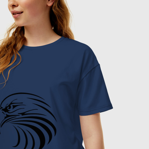 Женская футболка хлопок Oversize с принтом Орел голова перья, фото на моделе #1