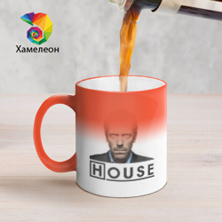 Кружка с принтом Gregory House M.D для любого человека, вид спереди №3. Цвет основы: белый + красный