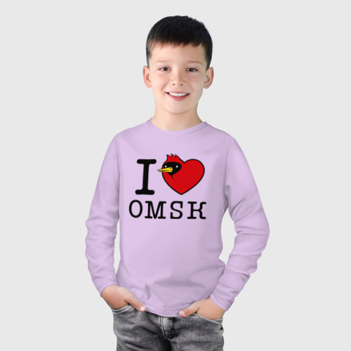 Детский лонгслив хлопок с принтом I love Omsk (Я люблю Омск), фото на моделе #1