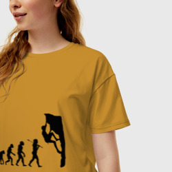 Женская футболка хлопок Oversize Эволюция альпиниста - фото 2