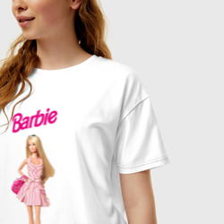 Женская футболка хлопок Oversize Барби на прогулке - фото 2