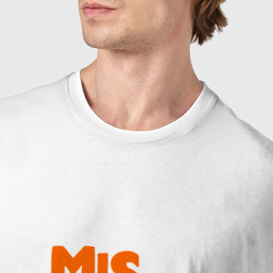 Футболка с принтом Misfits - скелеты для мужчины, вид на модели спереди №4. Цвет основы: белый