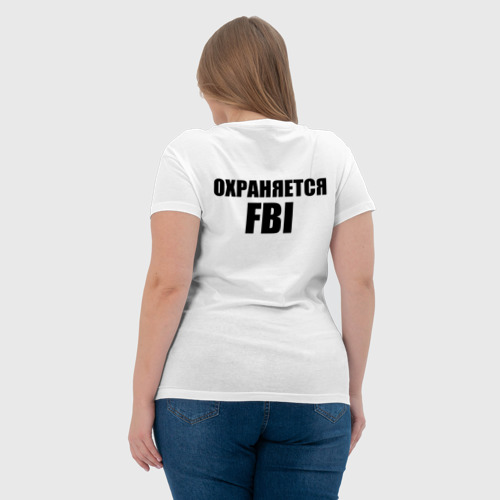 Женская футболка хлопок Охраняется FBI, цвет белый - фото 7