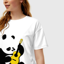 Женская футболка хлопок Oversize Панда играет на гитаре - фото 2