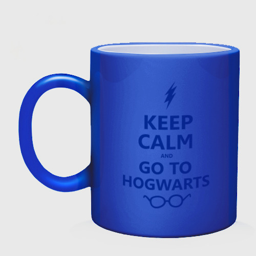 Кружка хамелеон Keep calm and go to hogwarts, цвет белый + синий - фото 3