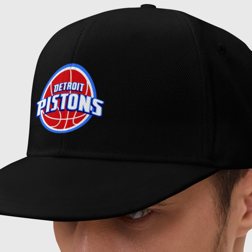 Кепка снепбек с прямым козырьком Detroit Pistons - logo, цвет черный
