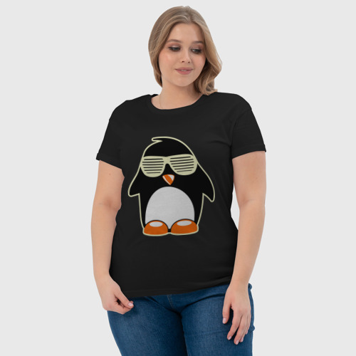 Женская футболка хлопок Пингвин в очках-жалюзи glow, цвет черный - фото 6