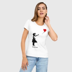 Женская футболка хлопок Slim Девочка с шариком-сердечком - фото 2