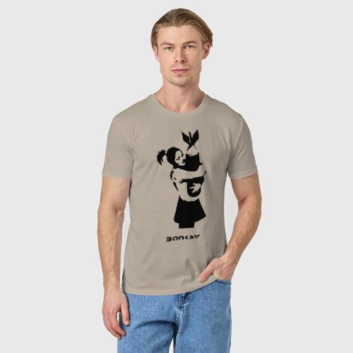 Мужская футболка хлопок Девочка с бомбой, цвет миндальный - фото 3