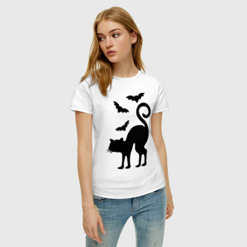 Женская футболка хлопок Кот и летучие мыши, цвет белый - фото 3