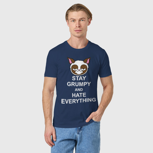 Мужская футболка хлопок Stay grumpy and hate everything, цвет темно-синий - фото 3