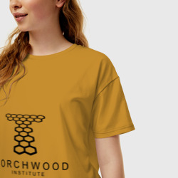 Женская футболка хлопок Oversize Torchwood Institute - фото 2