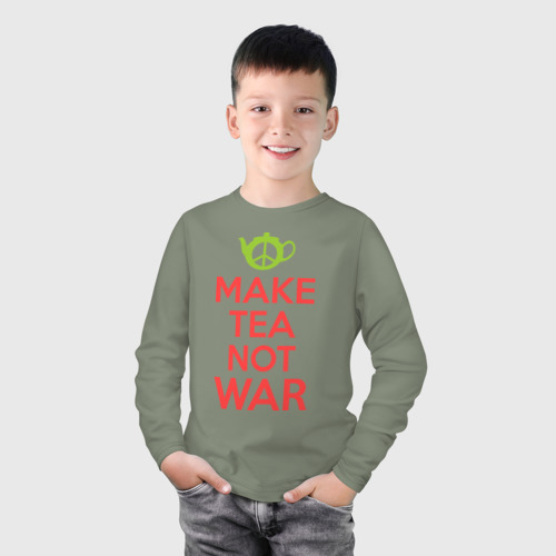 Детский лонгслив хлопок с принтом Make tea not war, фото на моделе #1