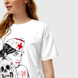 Женская футболка хлопок Oversize Тату медсестра - фото 2