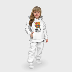 Костюм с принтом Barcelona FC для ребенка, вид на модели спереди №4. Цвет основы: белый