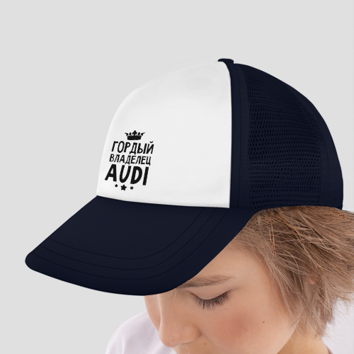 Детская кепка тракер Гордый владелец Audi, цвет темно-синий - фото 4
