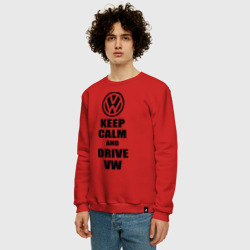 Мужской свитшот хлопок Keep calm and Drive vw - фото 2