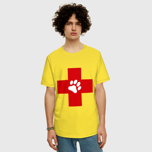 Мужская футболка хлопок Oversize с принтом Ветеринар, фото на моделе #1