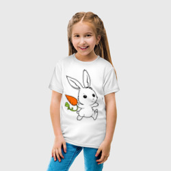 Футболка с принтом Зайка с морковкой для ребенка, вид на модели спереди №3. Цвет основы: белый