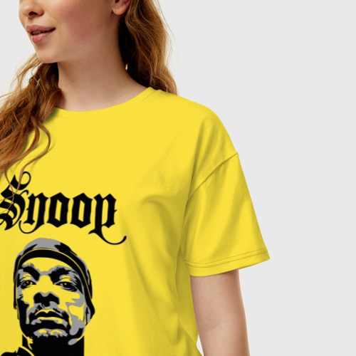 Женская футболка хлопок Oversize с принтом Snoop Dogg, фото на моделе #1