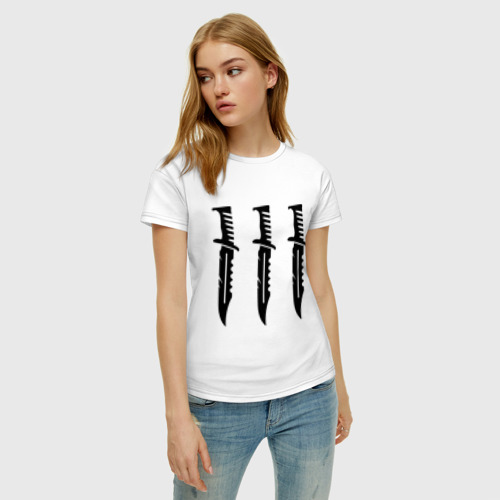 Женская футболка хлопок Три ножа, цвет белый - фото 3