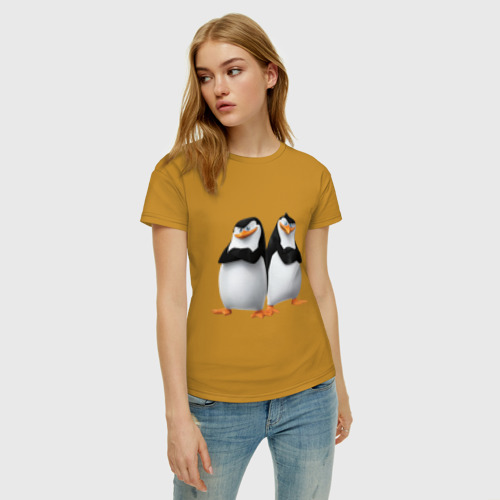 Женская футболка хлопок Пингвины Мадагаскара, цвет горчичный - фото 3