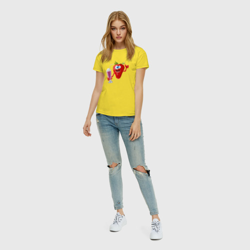 Женская футболка хлопок Клубника коктель, цвет желтый - фото 5