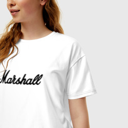 Футболка с принтом Marshall logo для женщины, вид на модели спереди №2. Цвет основы: белый