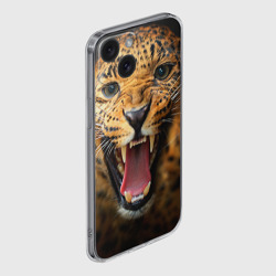 Чехол для iPhone 15 силиконовый с защитой камеры Леопард - фото 2