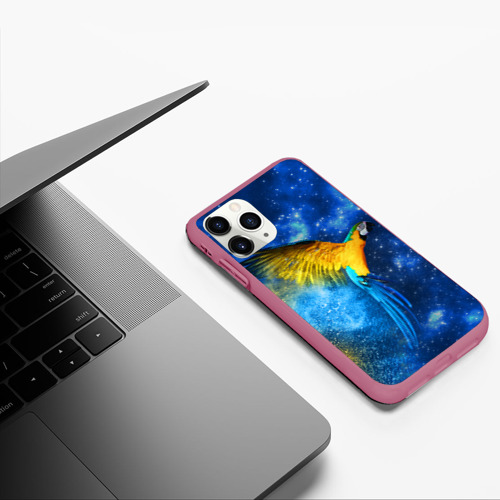 Чехол для iPhone 11 Pro матовый Попугаи, цвет малиновый - фото 5