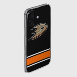Чехол для iPhone 16 силиконовый с защитой камеры Anaheim Ducks Selanne - фото 2