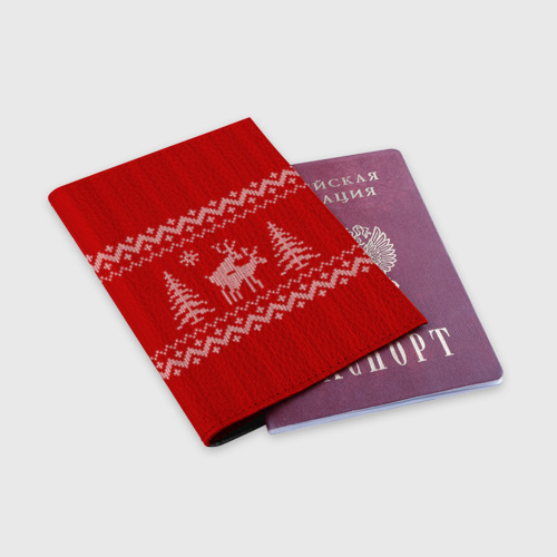 Обложка для паспорта матовая кожа Свитер с оленями, цвет черный - фото 3