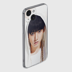 Чехол для iPhone 15 силиконовый с защитой камеры Jeon Jung Kook - фото 2