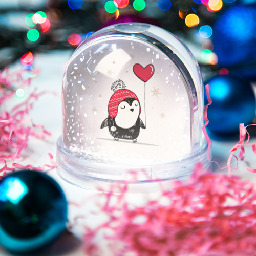 Игрушка Снежный шар Пингвин с шариком - фото 3