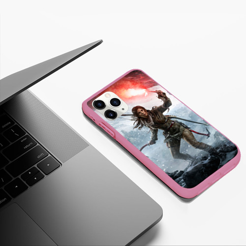 Чехол для iPhone 11 Pro Max матовый Rise of the Tomb Raider, цвет малиновый - фото 5