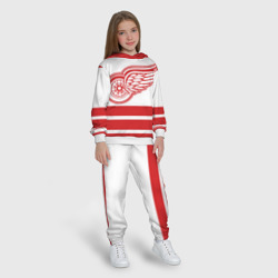 Костюм с принтом Detroit Red Wings для ребенка, вид на модели спереди №3. Цвет основы: белый