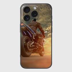 Чехол для iPhone 16 Pro силиконовый с защитой камеры Мото