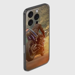 Чехол для iPhone 16 Pro силиконовый с защитой камеры Мото - фото 2