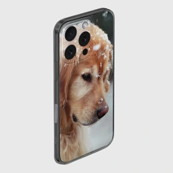 Чехол для iPhone 16 Pro Max силиконовый с защитой камеры Золотистый ретривер и падающий снег - фото 2