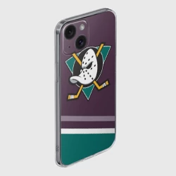 Чехол для iPhone 15 силиконовый с защитой камеры Anaheim Ducks Selanne - фото 2