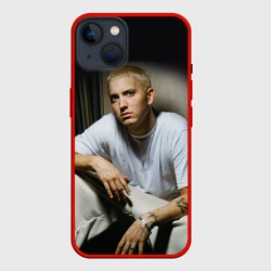 Чехол для iPhone 14 Эминем сидит и смотрит, зачем он это делает