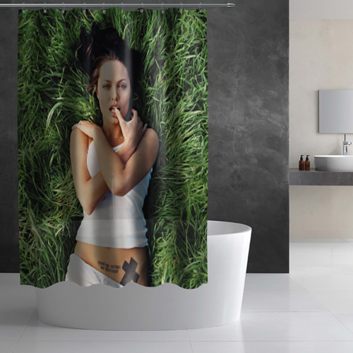 Mariana ochoa angelina jolie bathtub round naked