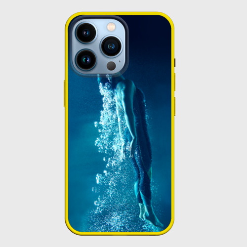 11 айфон погружение под воду. Iphone 11 съемка под водой. Айфон под водой. Смартфон под водой. Айфон 13 про макс голубой в золотом чехле.