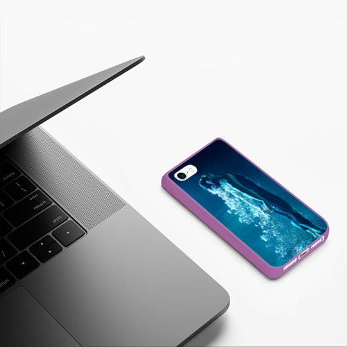 Чехол для iPhone 5/5S матовый Под водой, цвет фиолетовый - фото 5