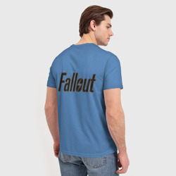 Футболка с принтом Fallout для мужчины, вид на модели сзади №2. Цвет основы: белый