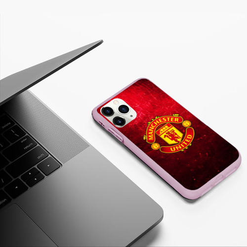 Чехол для iPhone 11 Pro матовый Манчестер Юнайтед, цвет розовый - фото 5