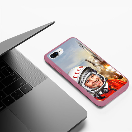 Чехол для iPhone 7Plus/8 Plus матовый Гагарин 8, цвет малиновый - фото 5