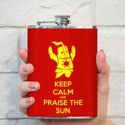 Фляга Keep calm and praise the sun - фото 2