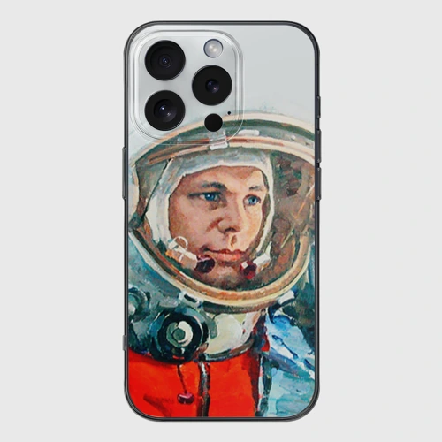 Чехол для iPhone 16 Pro Max силиконовый с защитой камеры Гагарин